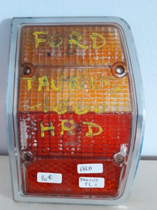 Cabochon feu arrière droit<br>Ford Taunus TC 1