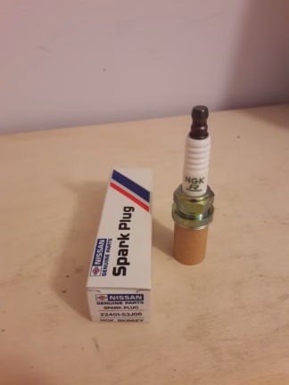 NGK Spark Plugs<br>Réf BKR6EY