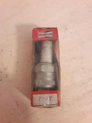 CHAMPION<br>Réf F-7Y