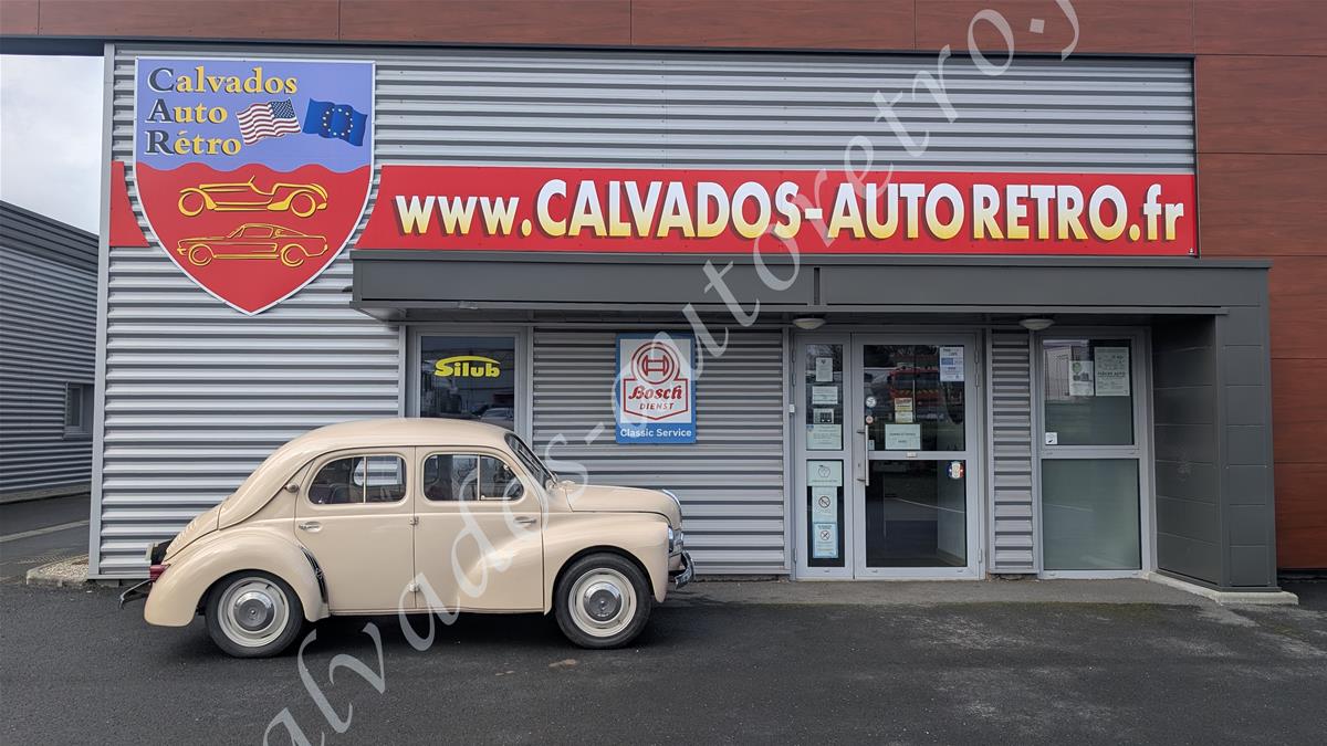 Renault 4 cv <br> 11 000 €